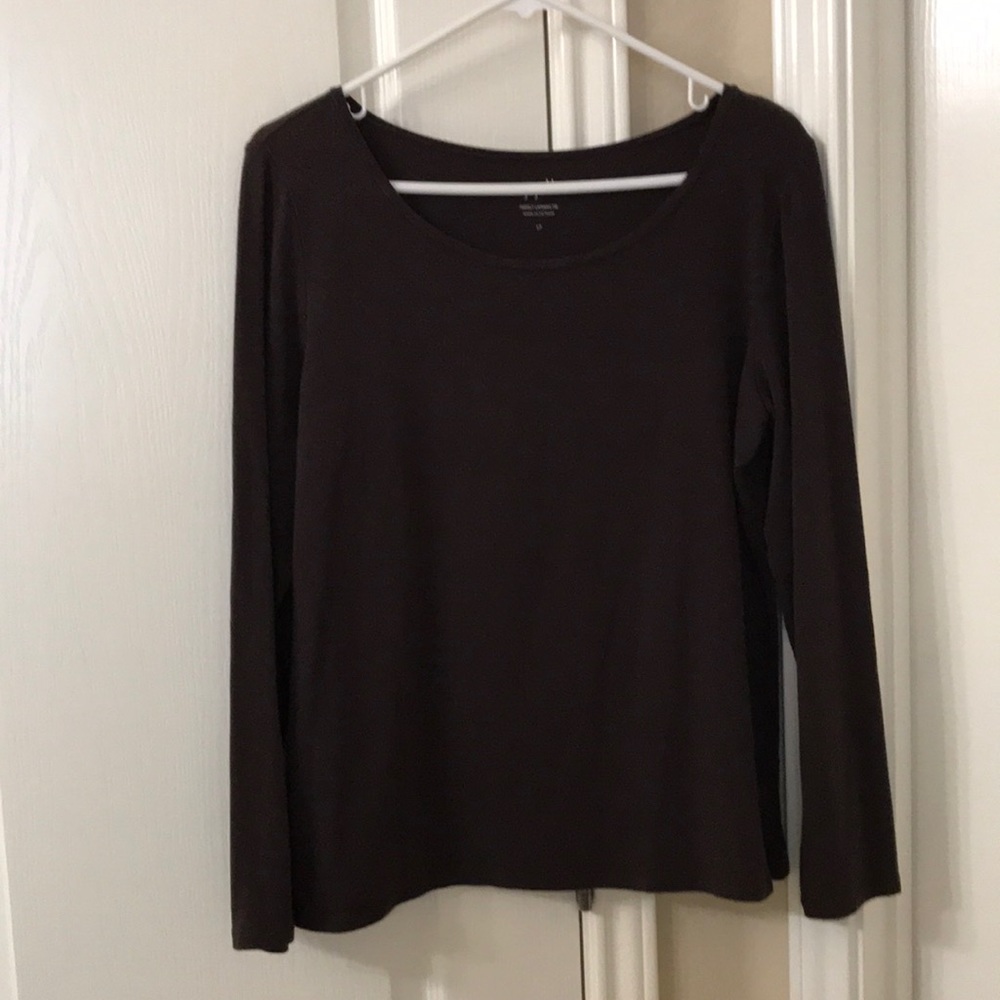 Women’s dark purple, long sleeved scoop neck shirt